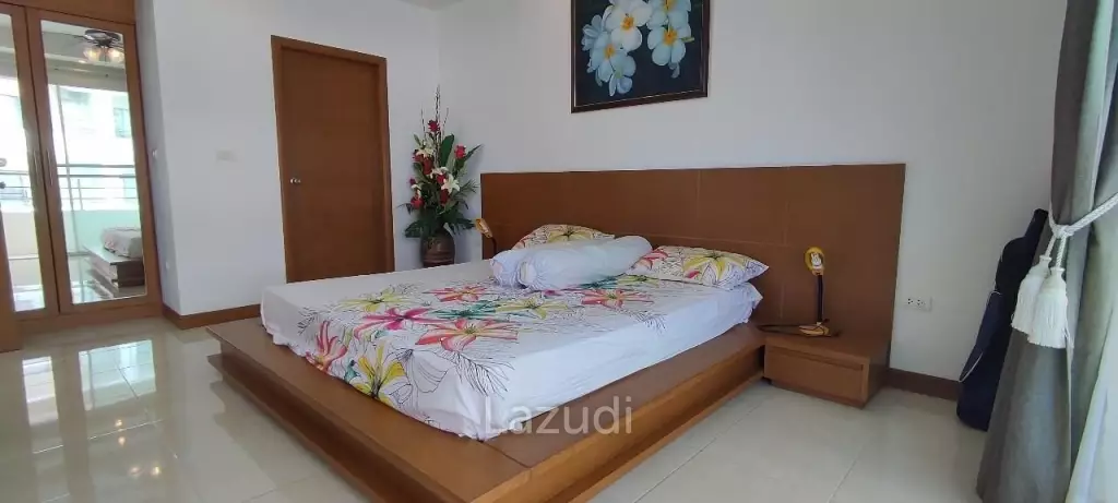 The Bay View Condo for Sale with City View