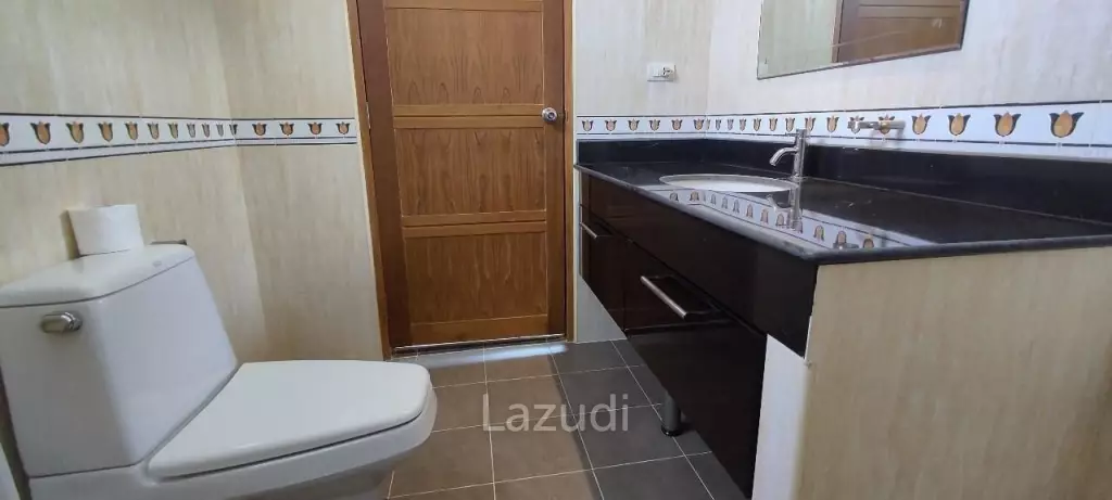 The Bay View Condo for Sale with City View