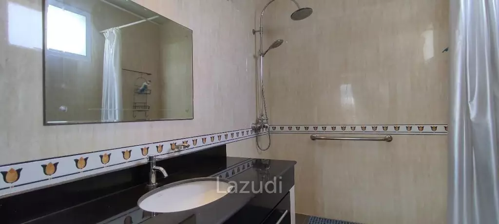The Bay View Condo for Sale with City View