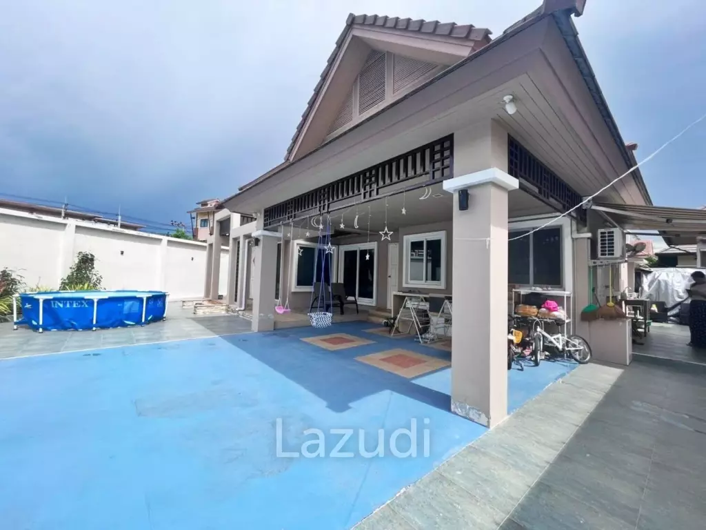 House at East Pattaya with 3 Bedrooms for Sale
