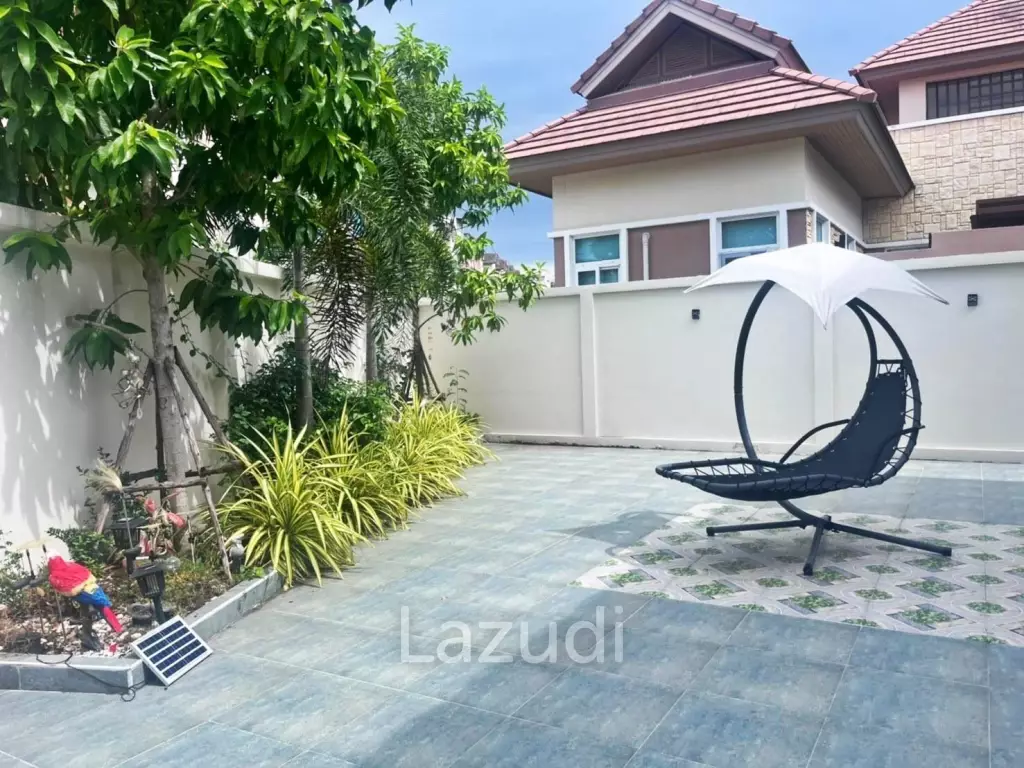 House at East Pattaya with 3 Bedrooms for Sale