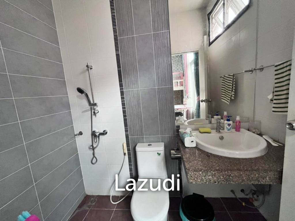 House at East Pattaya with 3 Bedrooms for Sale