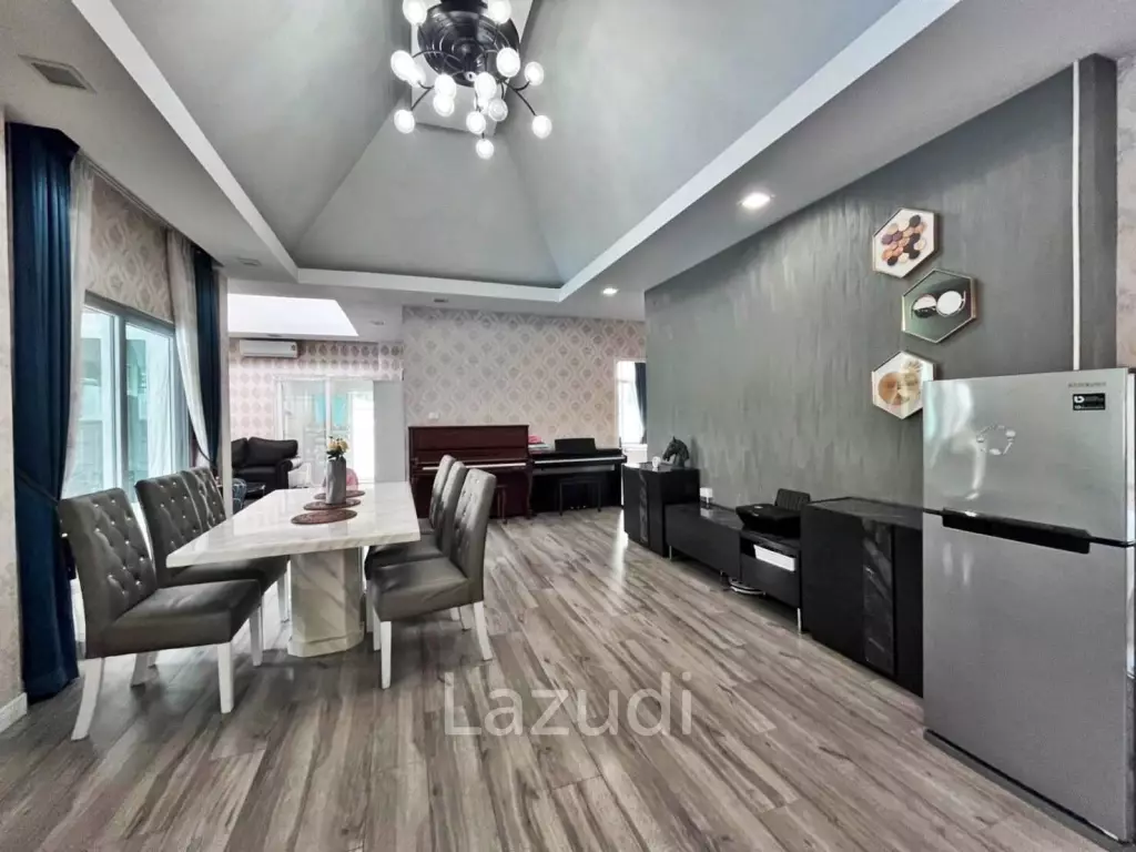 House at East Pattaya with 3 Bedrooms for Sale
