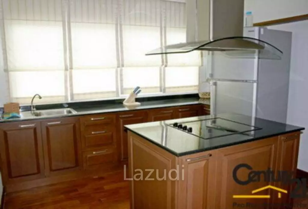 2 Bedroom Tastefully Decorated Fully Furnished Condominium