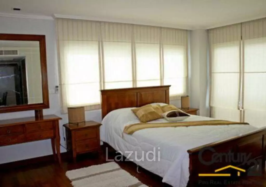 2 Bedroom Tastefully Decorated Fully Furnished Condominium