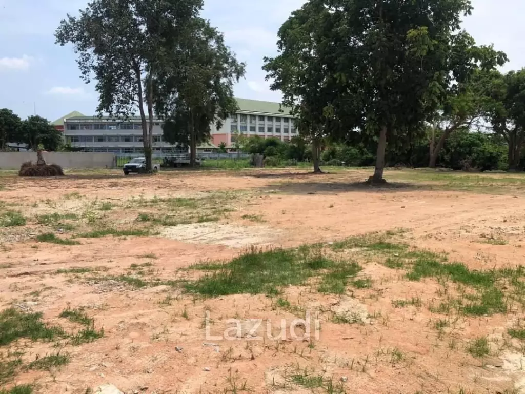 Beautiful Land Plot for Sale in East Pattaya