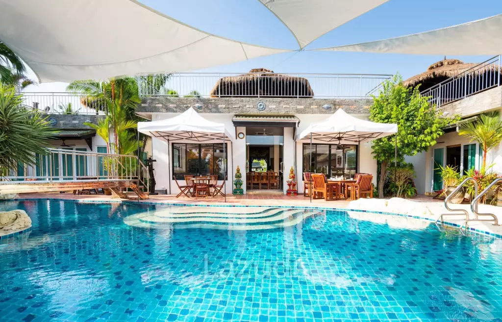 Luxury Lakeside Resort for Sale in Huay Yai