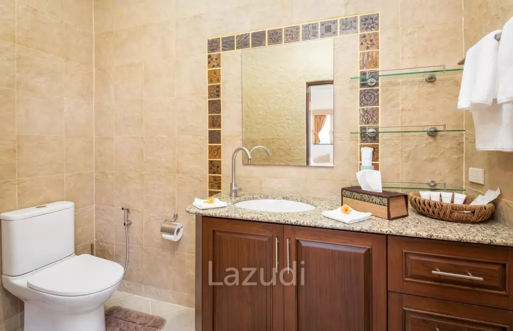 Luxury Lakeside Resort for Sale in Huay Yai
