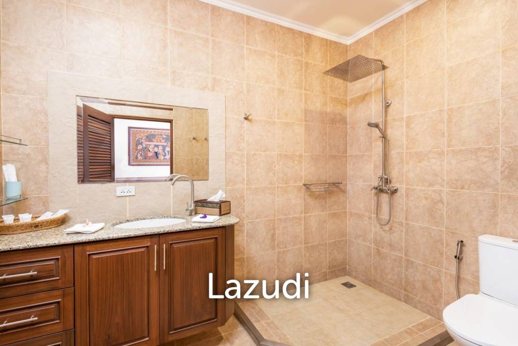 Luxury Lakeside Resort for Sale in Huay Yai