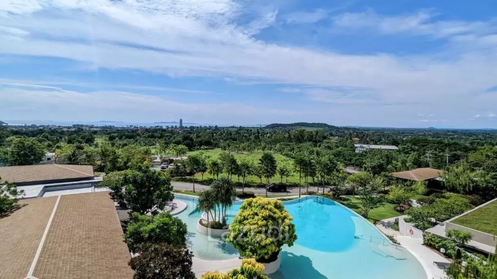 Sunplay Bangsaray luxurious Condo Sale