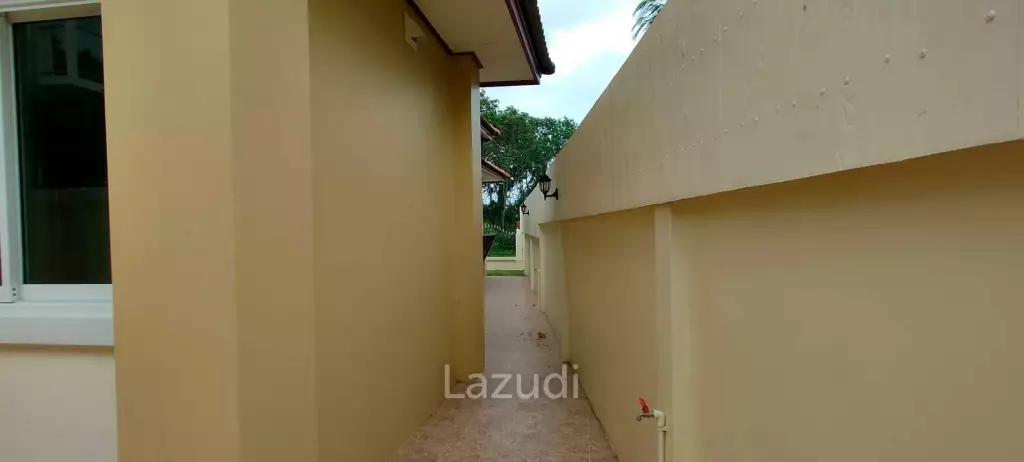 New House in Bang Saray for Sale