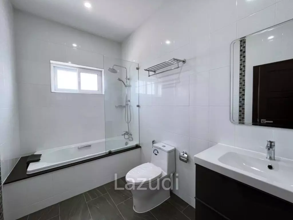 Modern House for Sale in Bangsaray