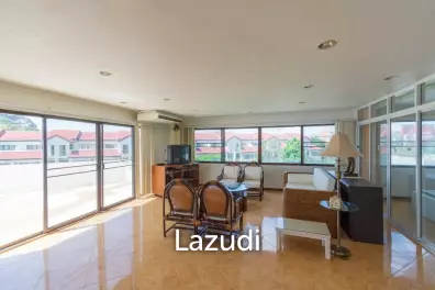 Absolute Beachfront 2 Bed Condo: Reduced in November 2016