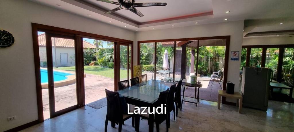 Pool Villa House for Sale in Huay Yai