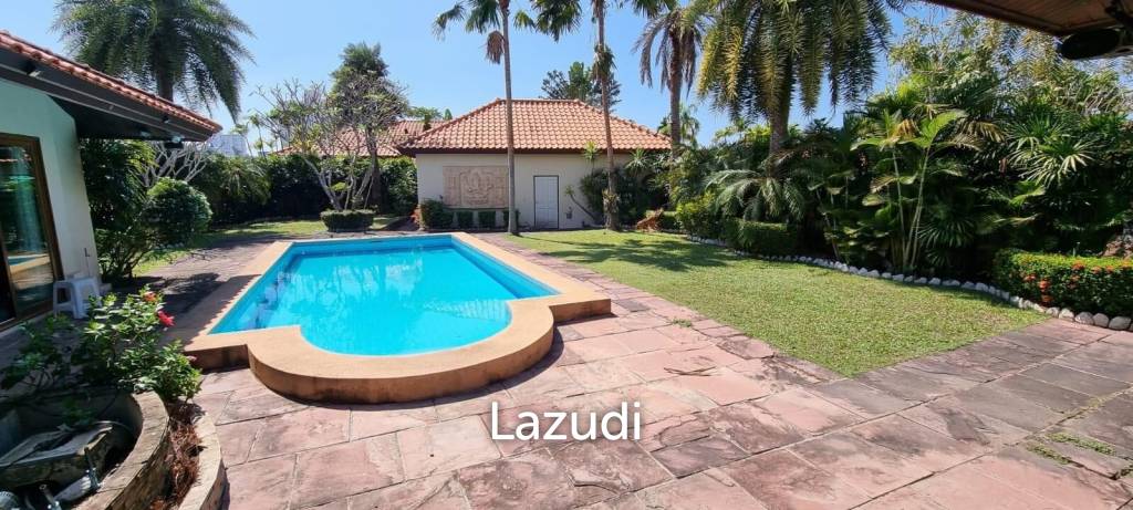 Pool Villa House for Sale in Huay Yai
