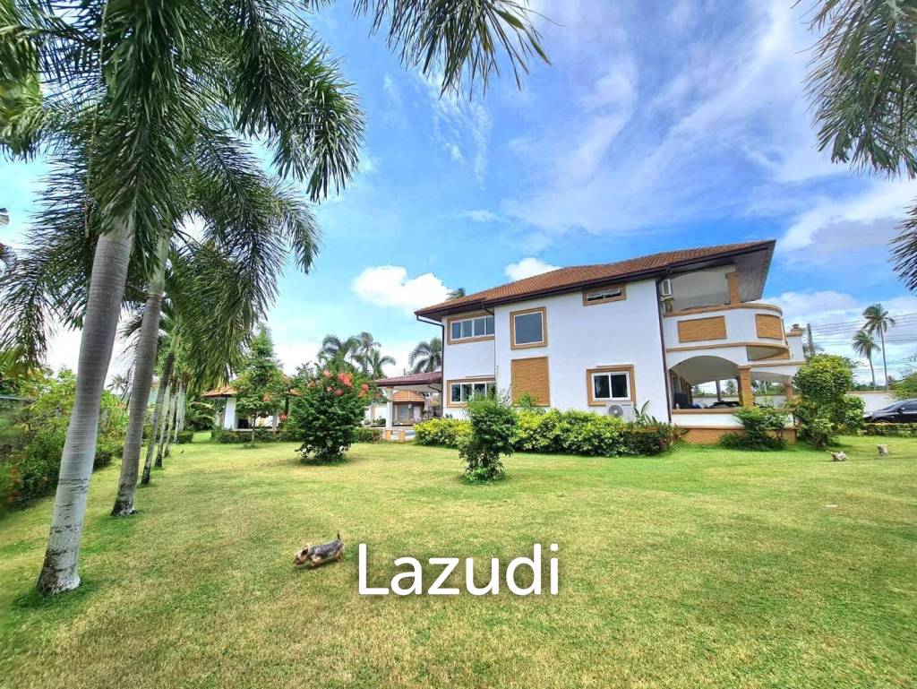 4Bedrooms House in Bangsaray for Sale