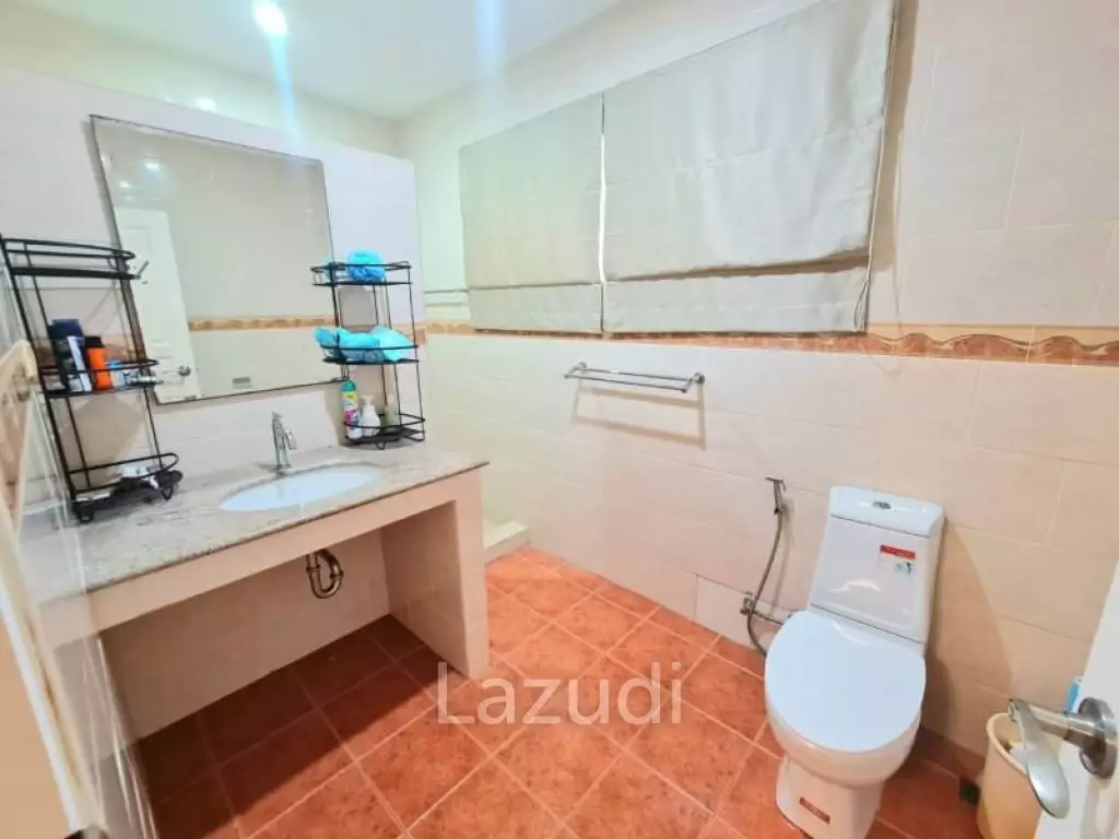 Bangsaray House on 1Rai Land for Sale