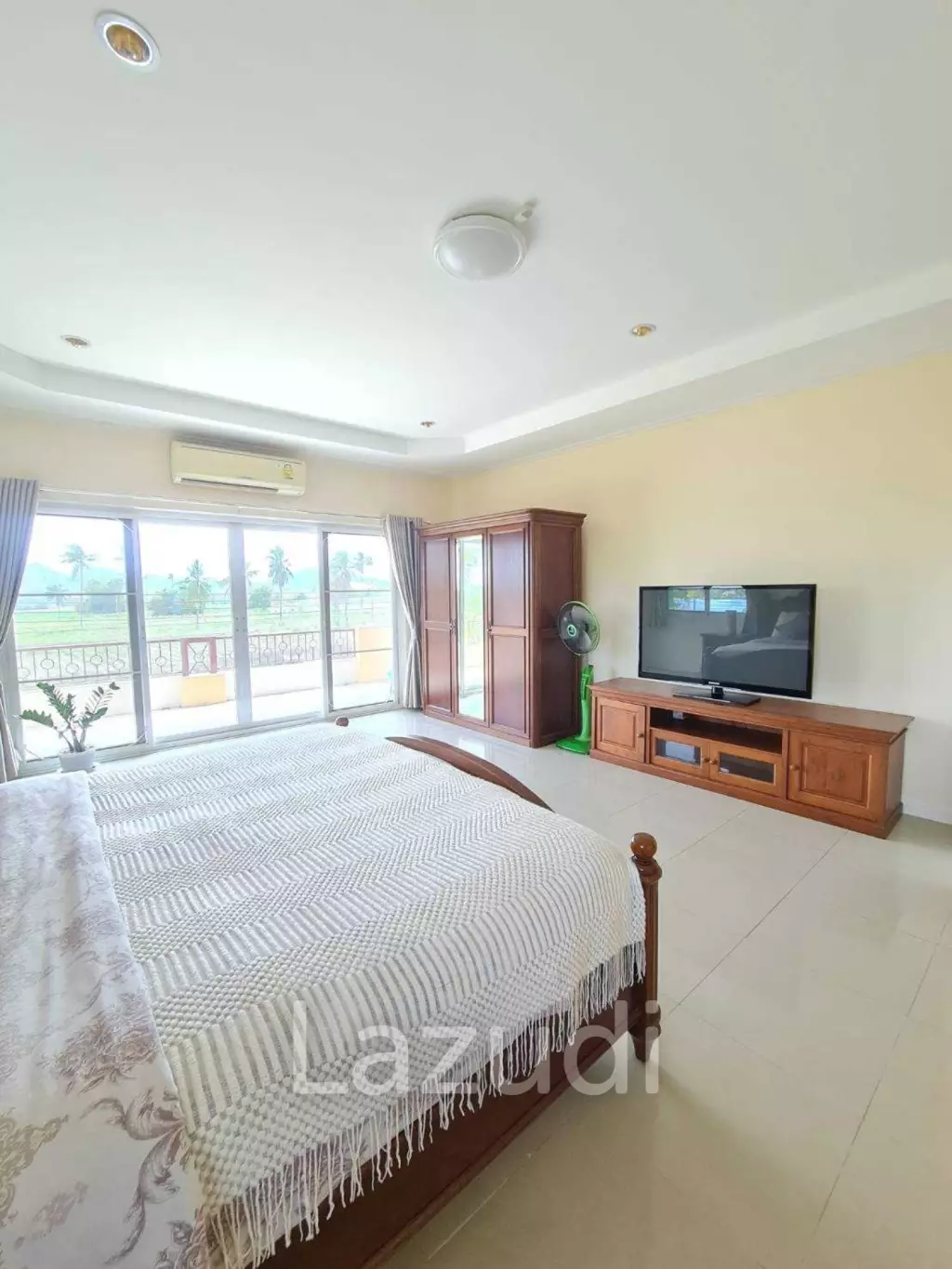 Bangsaray House on 1Rai Land for Sale