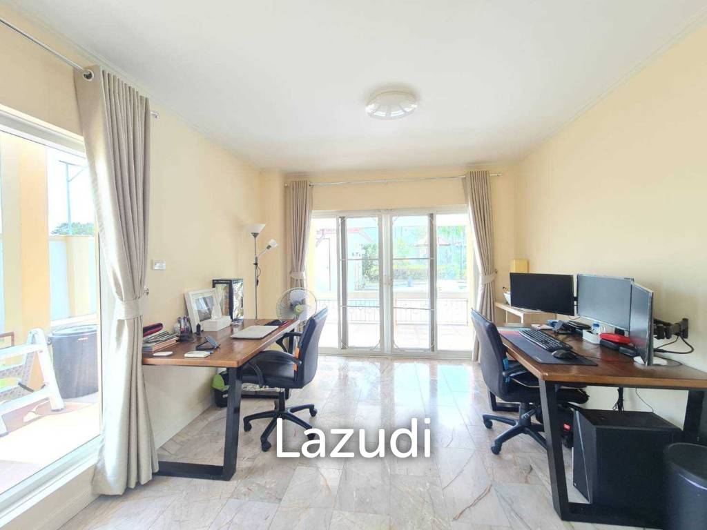 Bangsaray House on 1Rai Land for Sale