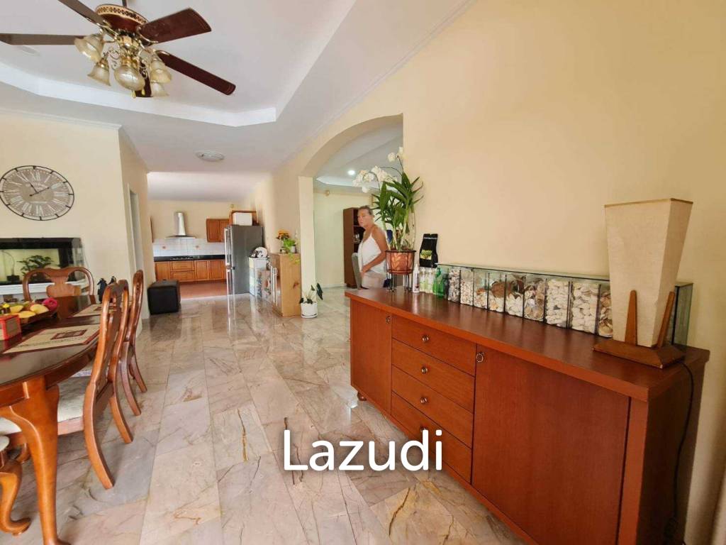 Bangsaray House on 1Rai Land for Sale