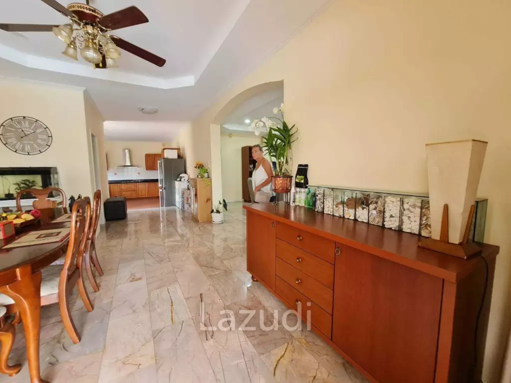 Bangsaray House on 1Rai Land for Sale