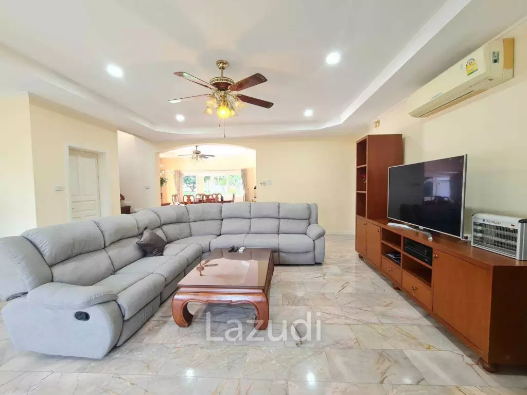 Bangsaray House on 1Rai Land for Sale
