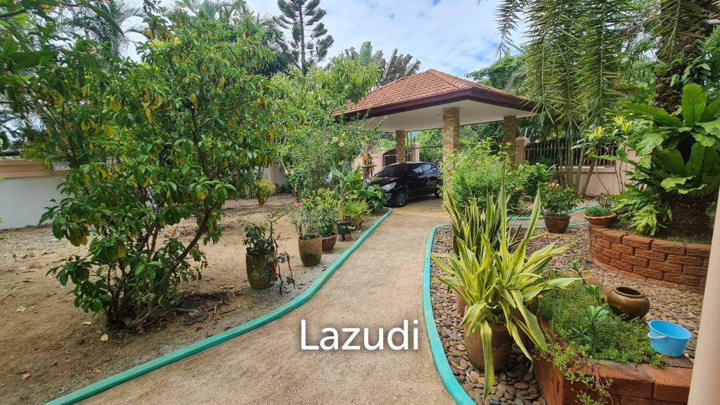 Pool House in Bang Saray for Sale