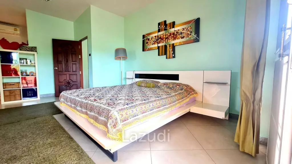 Pool House in Bang Saray for Sale