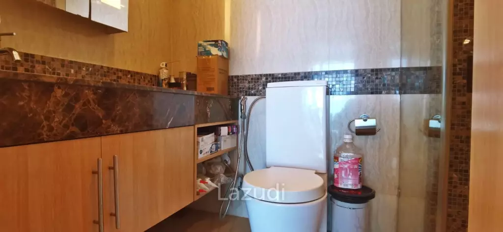 Corner Unit for Sale in The Cliff Condo