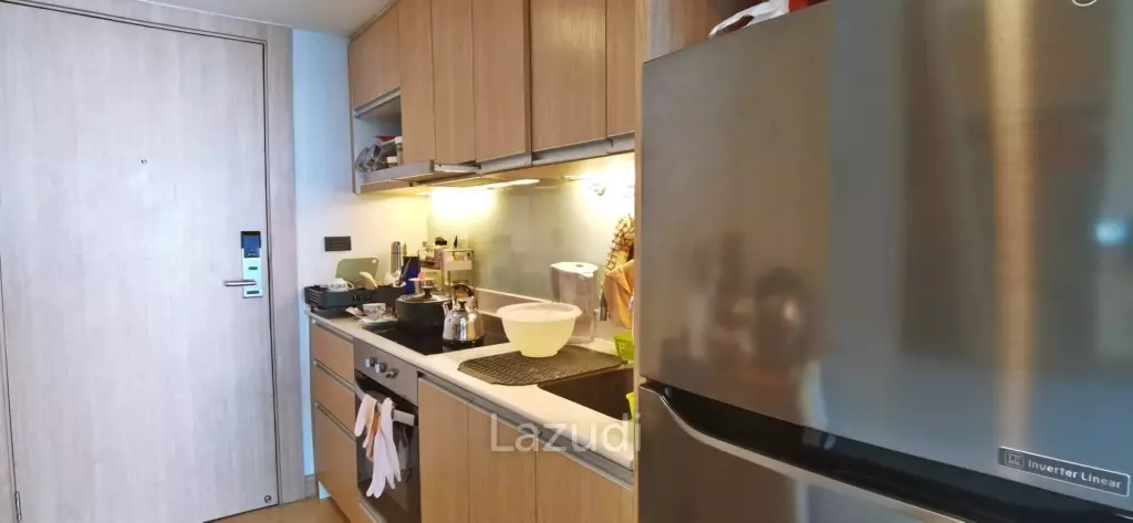Corner Unit for Sale in The Cliff Condo
