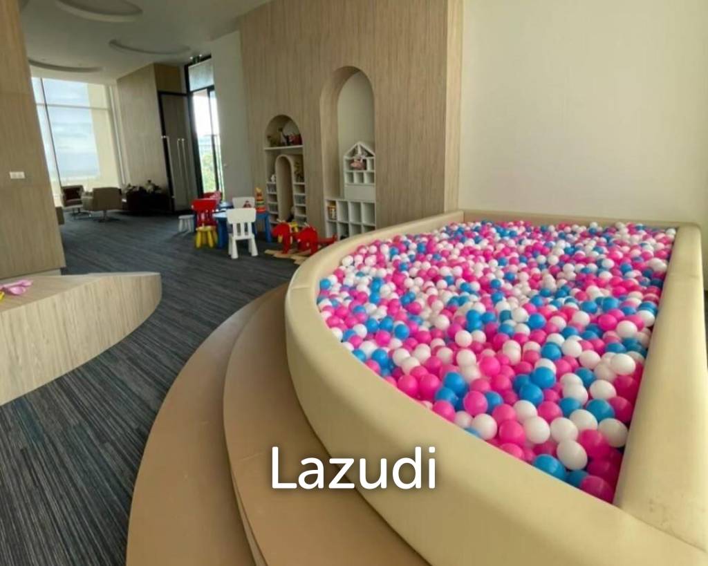 Panora Beachfront Condo for Sale