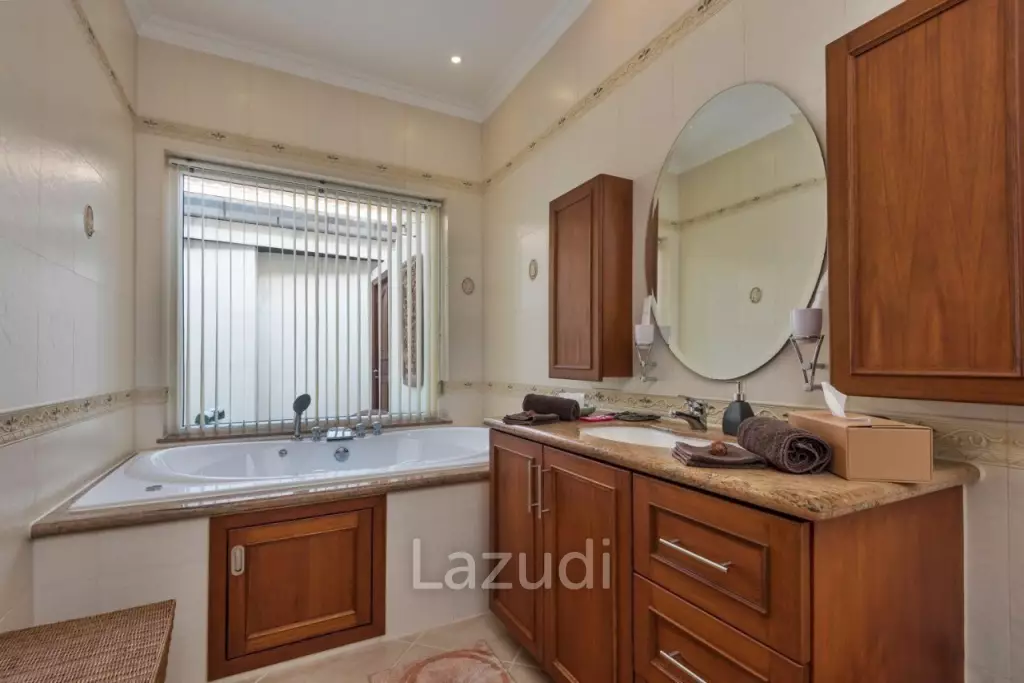 Pratumnak Pool Villa House for Rent