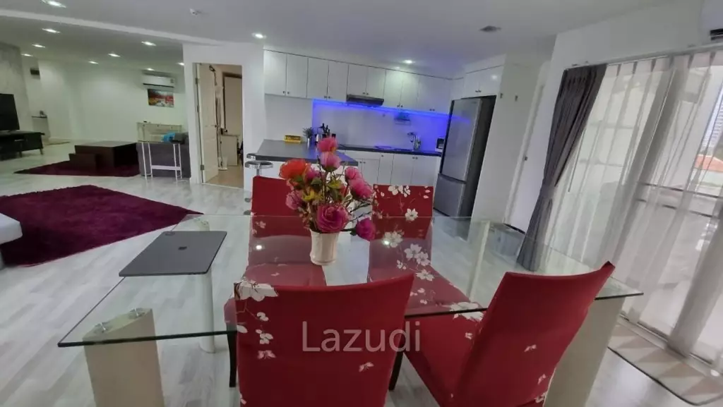 Pratumnak Ruamchok Condo for Sale