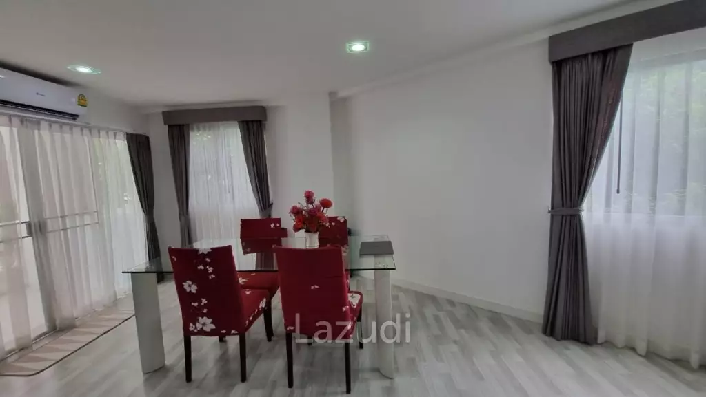 Pratumnak Ruamchok Condo for Sale