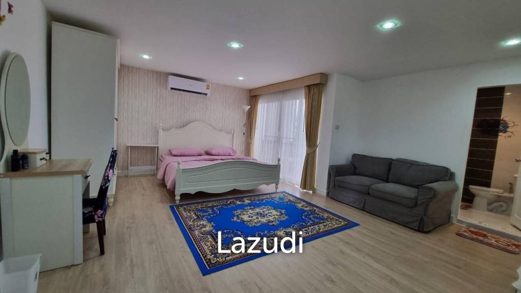 Pratumnak Ruamchok Condo for Sale