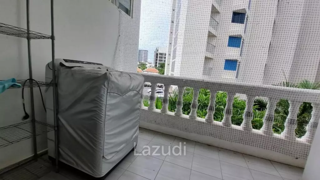 Pratumnak Ruamchok Condo for Sale