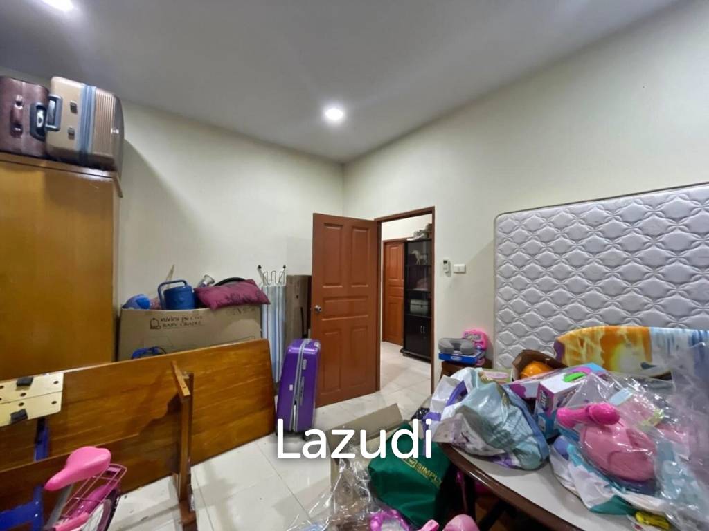 Nong Pla Lai Single House for Sale