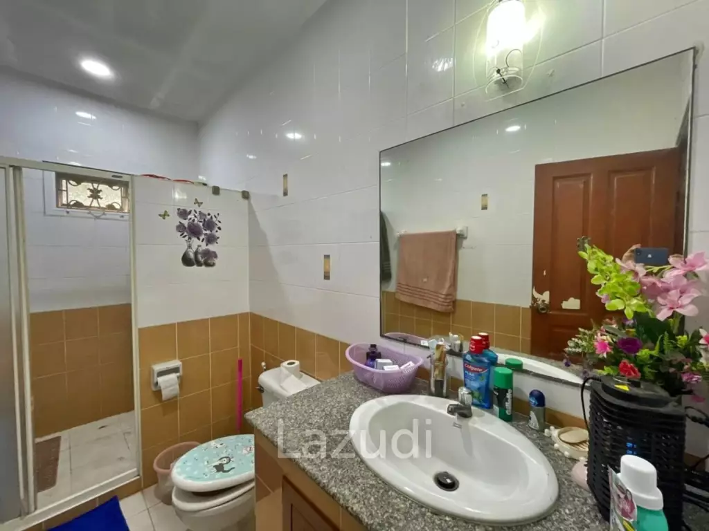 Nong Pla Lai Single House for Sale