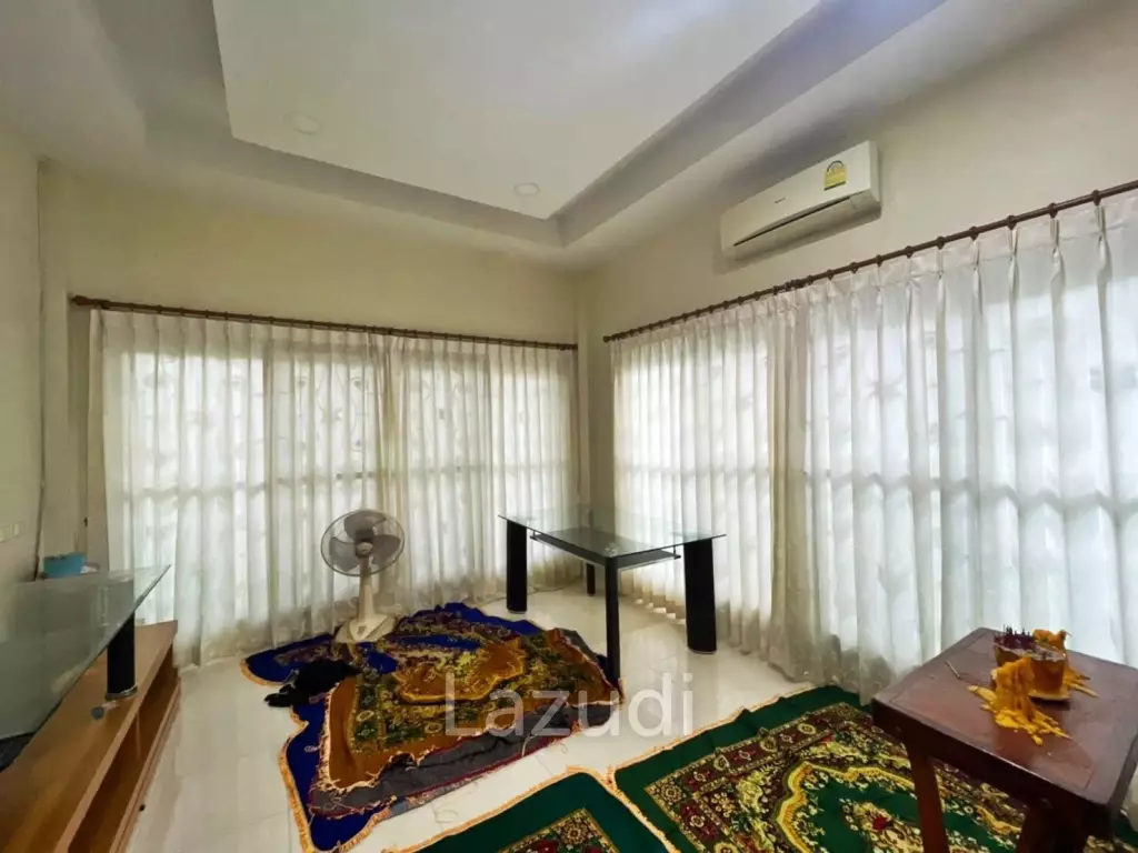Nong Pla Lai Single House for Sale