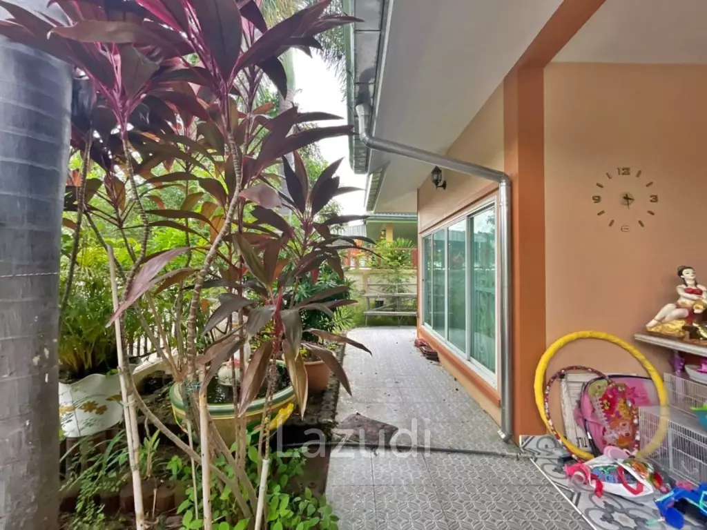 Nong Pla Lai Single House for Sale
