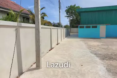 Warehouse for Sale in Bangsaray area
