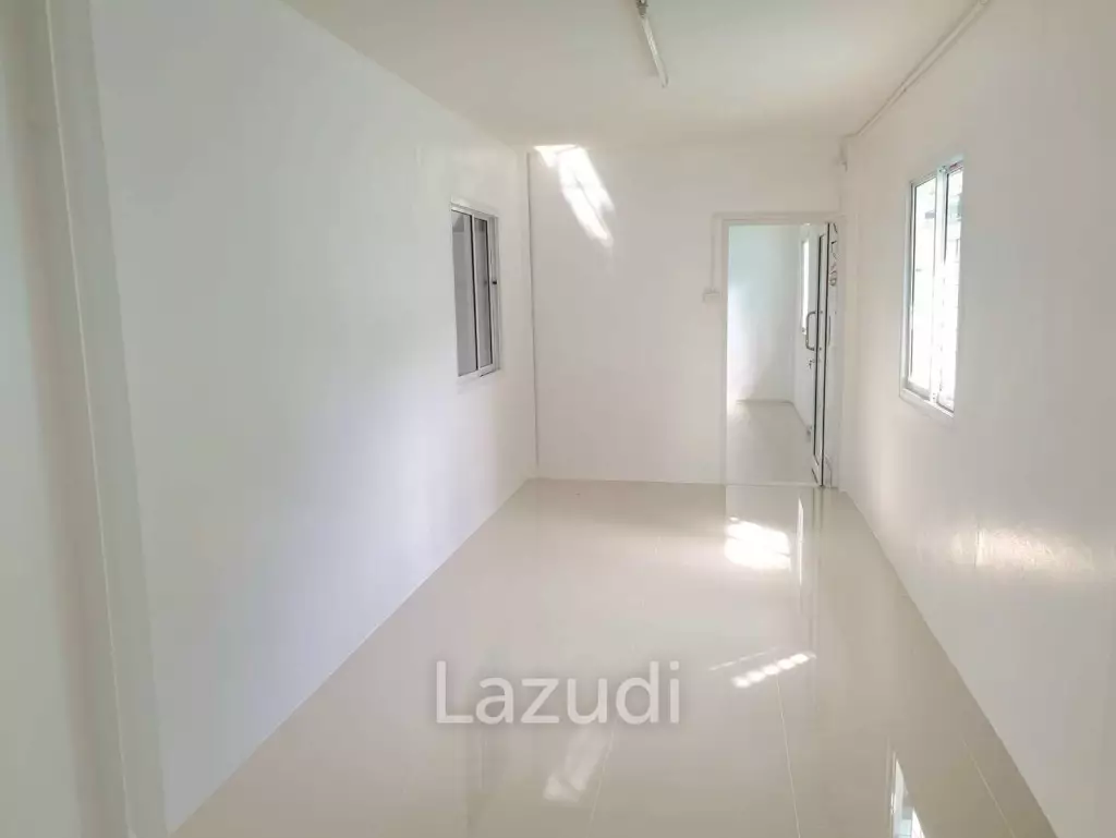 Warehouse for Sale in Bangsaray area