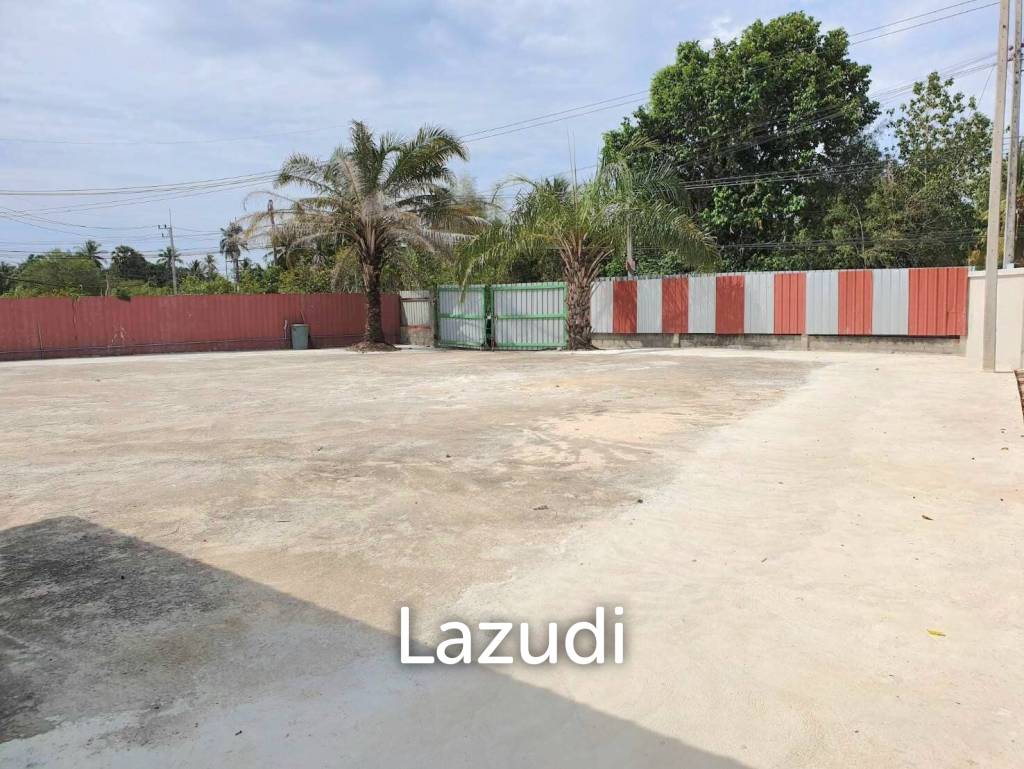 Warehouse for Sale in Bangsaray area
