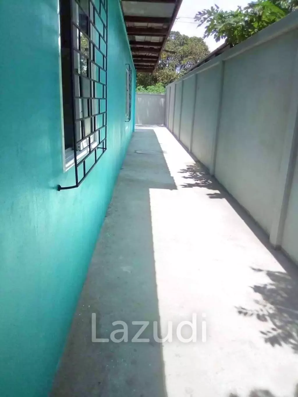 Warehouse for Sale in Bangsaray area