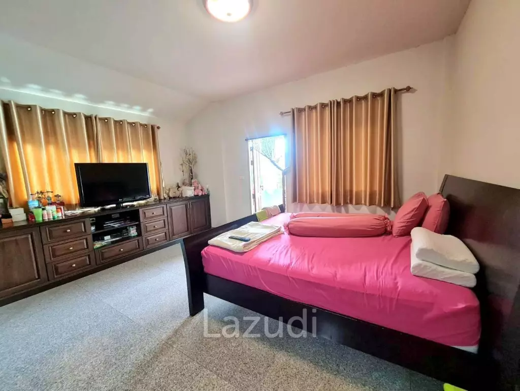 5Beds House in East Pattaya for Sale
