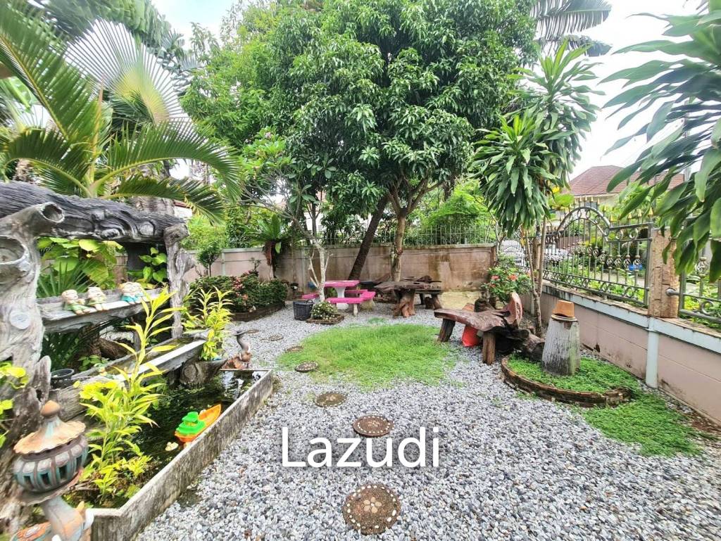 5Beds House in East Pattaya for Sale