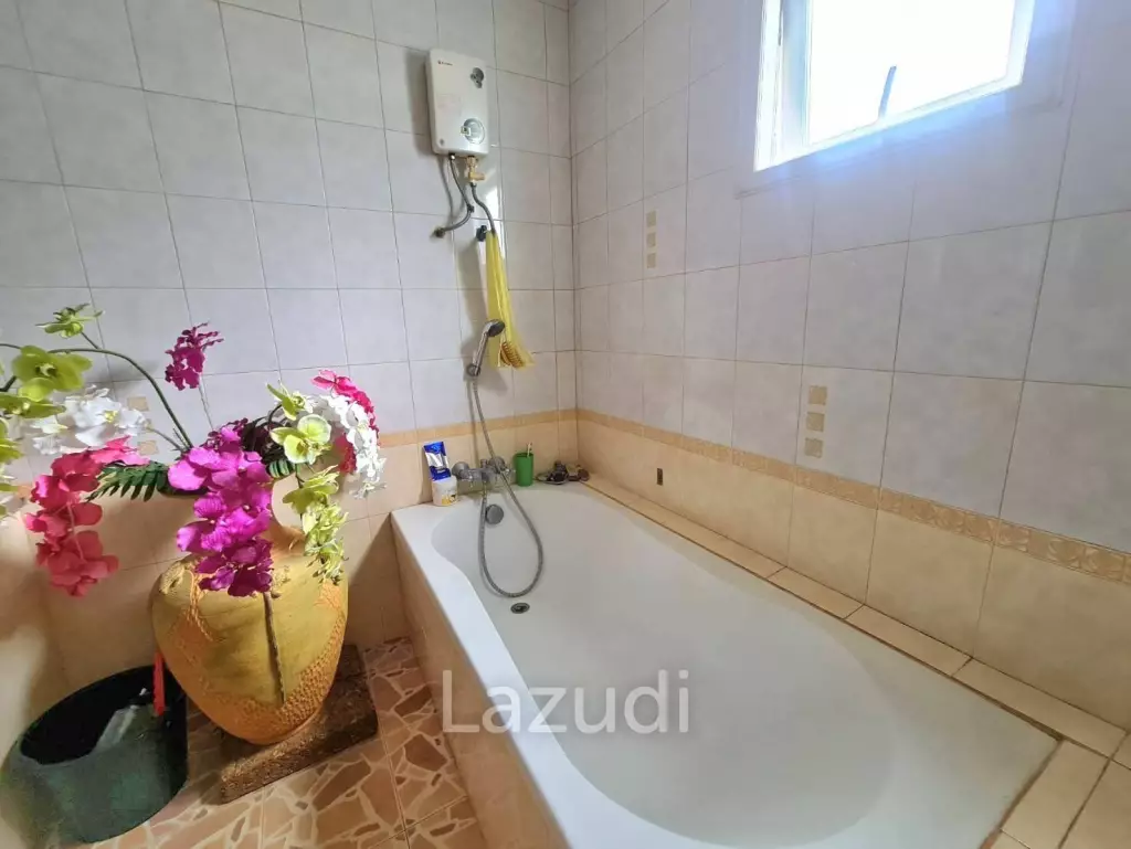 5Beds House in East Pattaya for Sale