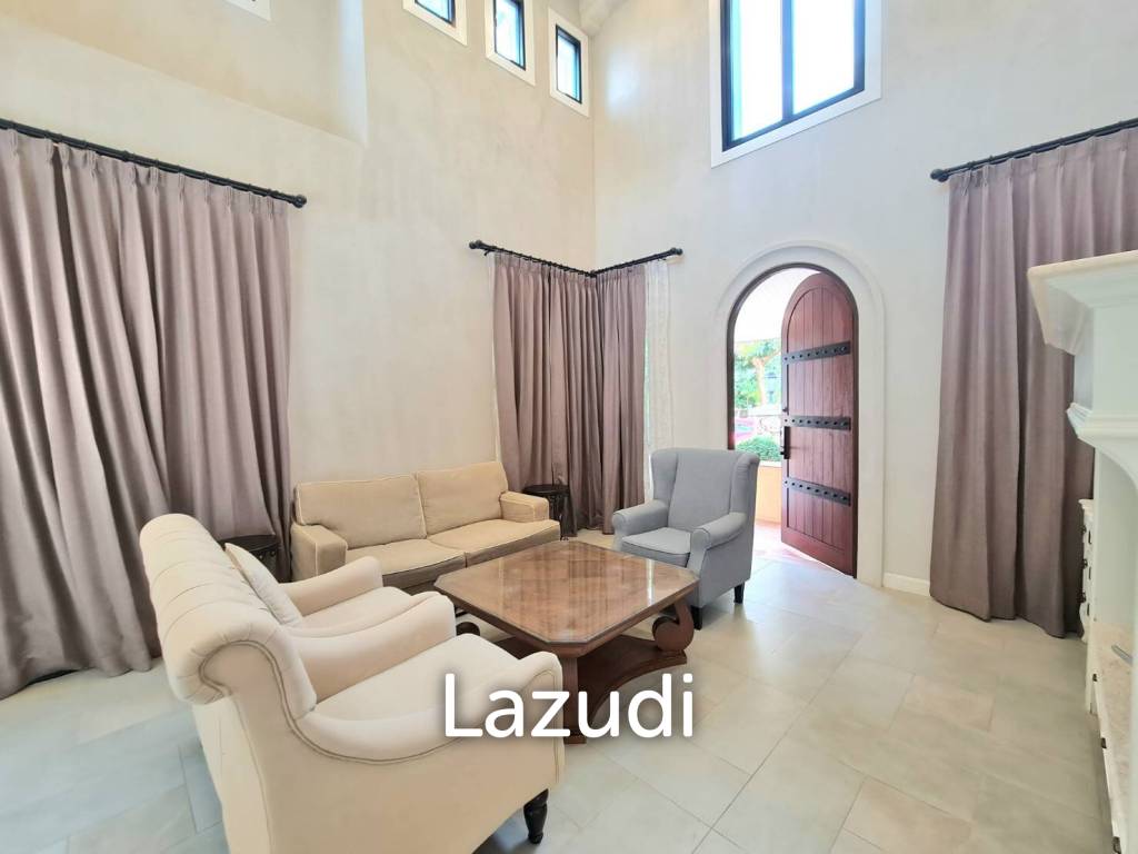 Pool Villas House Italian Style for Sale