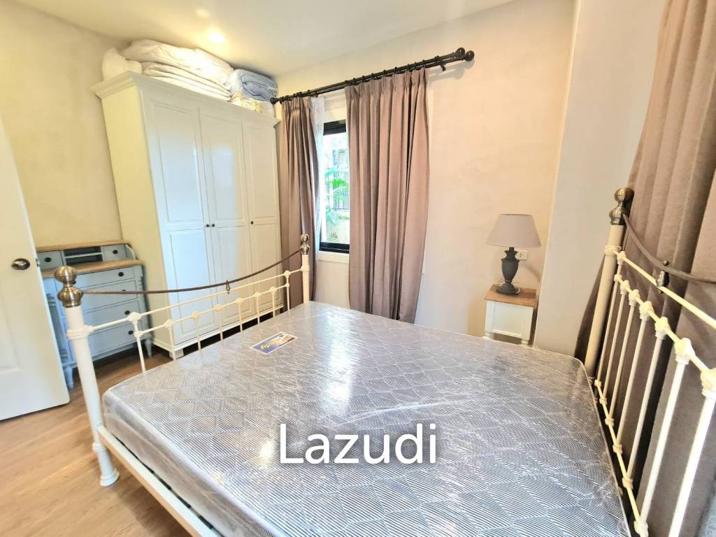 Pool Villas House Italian Style for Sale