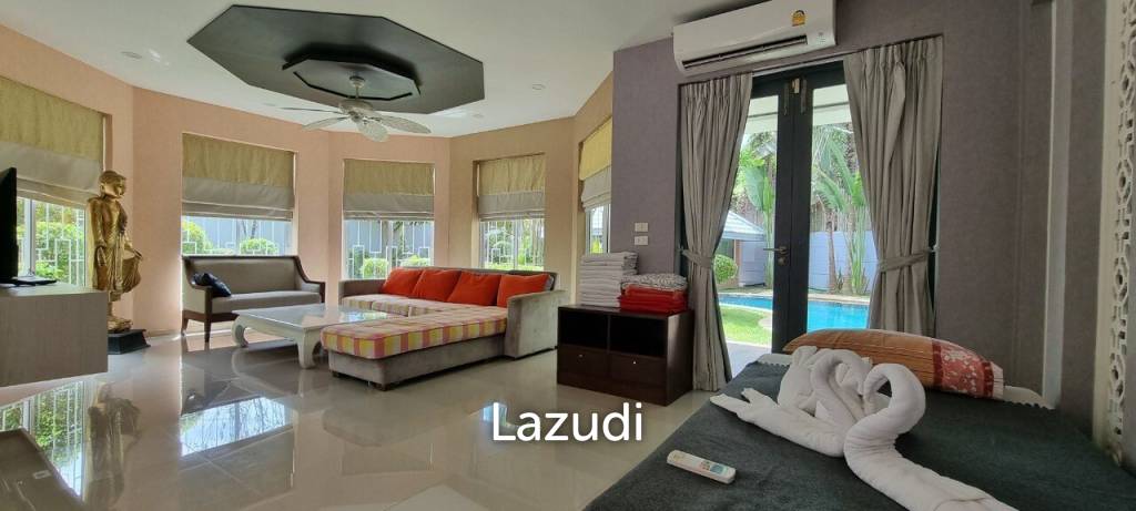 7Bedrooms House for Sale in Najomtien